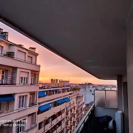 شقة Nice, Super A 8 Minutes De La Plage. نيس