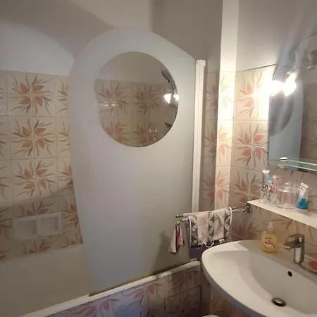 Nice, Super A 8 Minutes De La Plage. Nizza