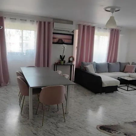 Apartment Nice, Super A 8 Minutes De La Plage. Nice