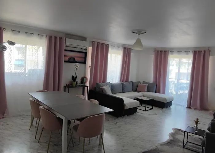 Nice, Super A 8 Minutes De La Plage. Apartamento Nice